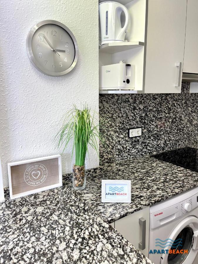 Apartbeach Novelty Climatizado Y Vistas Playa Σαλού Εξωτερικό φωτογραφία