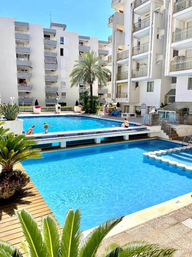 Apartbeach Novelty Climatizado Y Vistas Playa Σαλού Εξωτερικό φωτογραφία