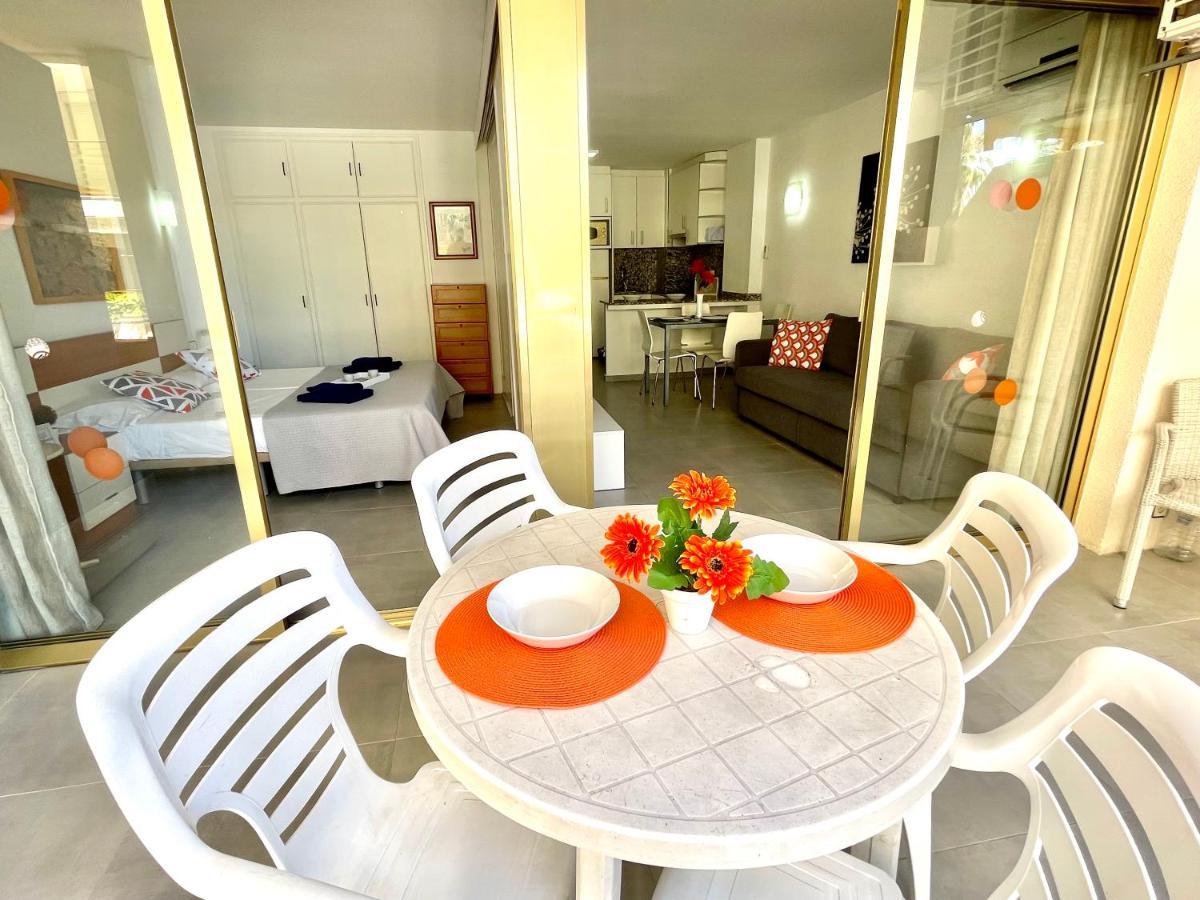 Apartbeach Novelty Climatizado Y Vistas Playa Σαλού Εξωτερικό φωτογραφία