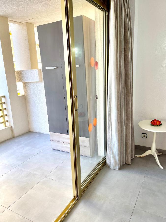 Apartbeach Novelty Climatizado Y Vistas Playa Σαλού Εξωτερικό φωτογραφία