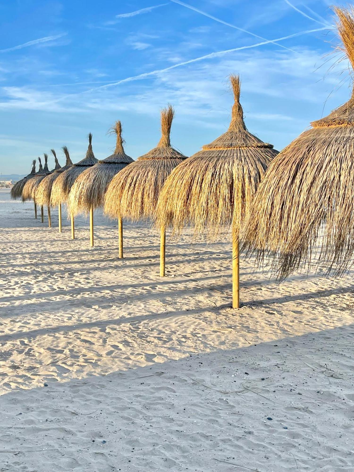 Apartbeach Novelty Climatizado Y Vistas Playa Σαλού Εξωτερικό φωτογραφία