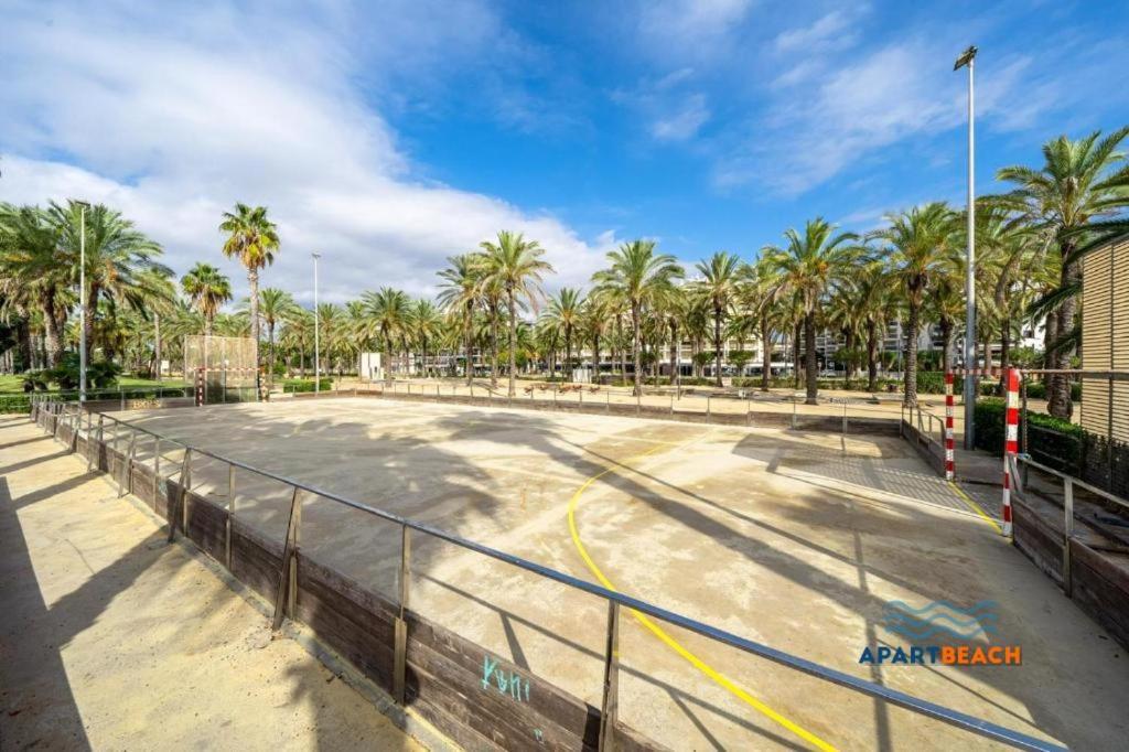 Apartbeach Novelty Climatizado Y Vistas Playa Σαλού Εξωτερικό φωτογραφία